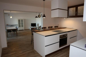 Kalaja Apartment